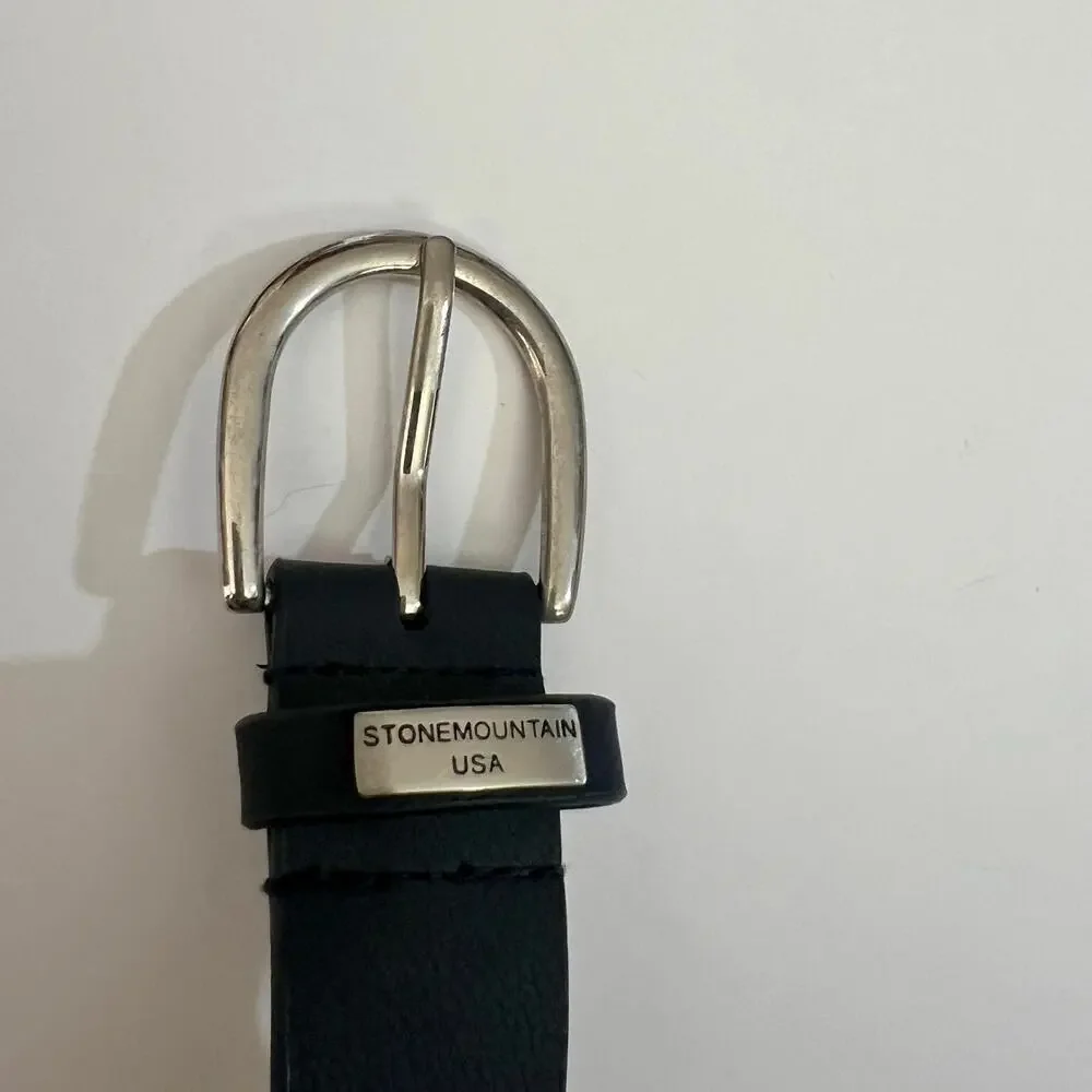 Stone Mountain USA leather belt bag, NWT(missing zipper pull), black, size L